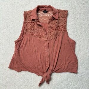 Crop Tie Shirt Size M